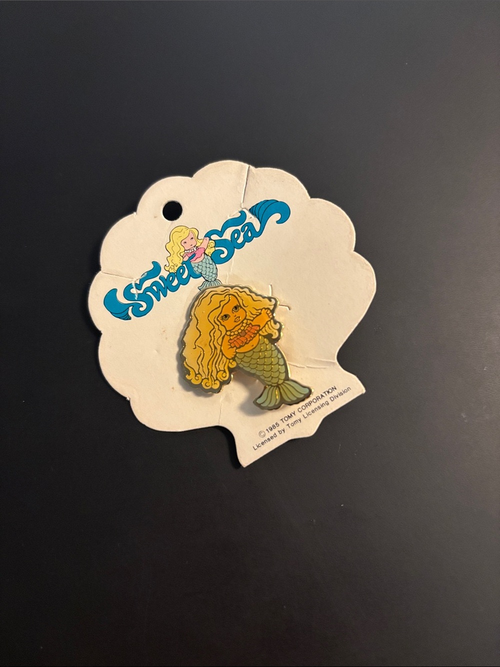 Vintage 1985 Tomy Sweet Sea Mermaid Enamel Pin Mint on Card Rare